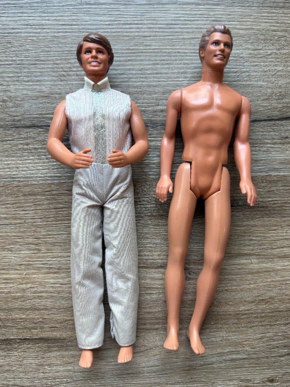 2 Vintage barbie ken dolls Heart family and Pearl Beach Ken Doll
